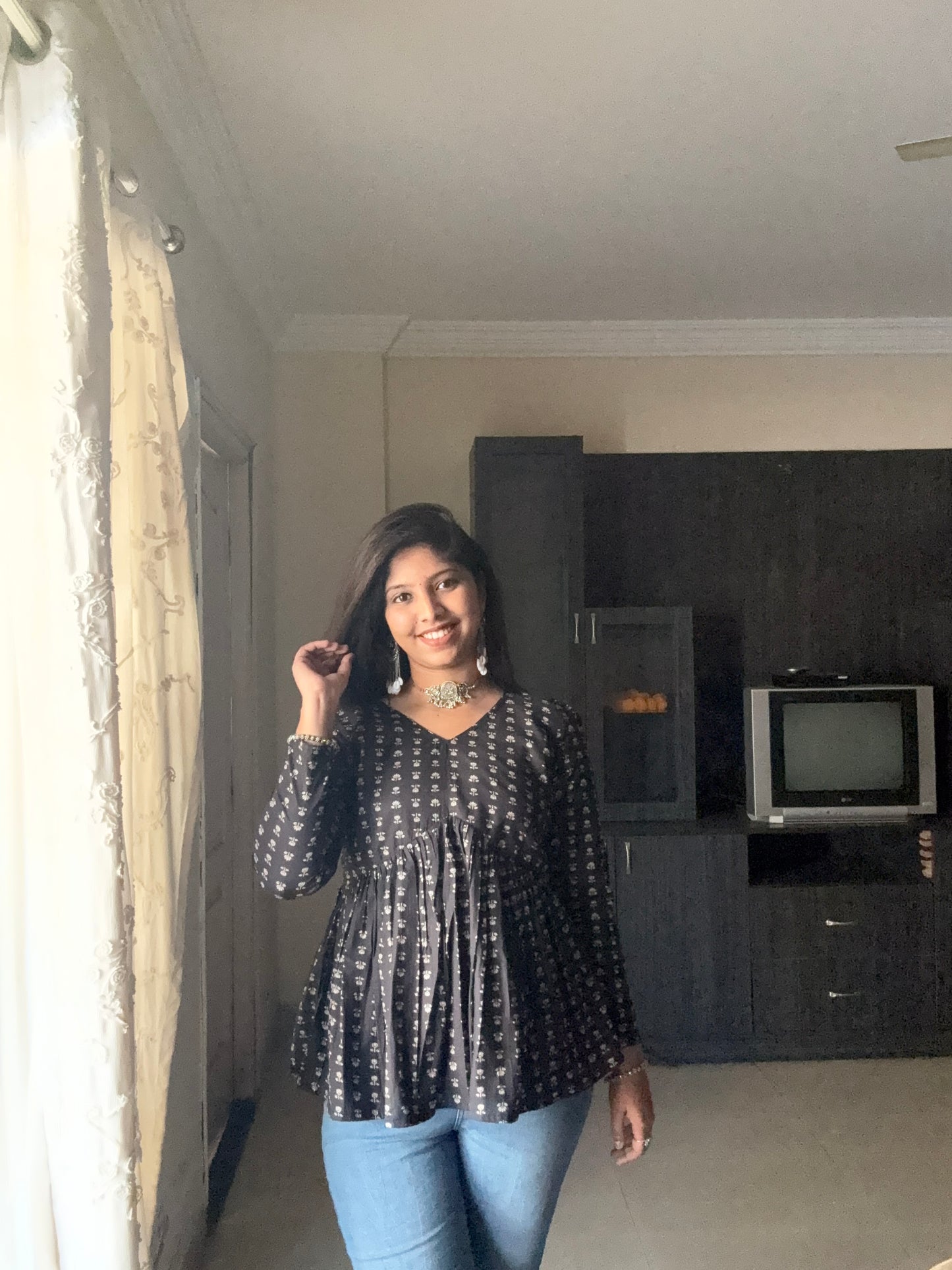 Alia cut small lotus print tops